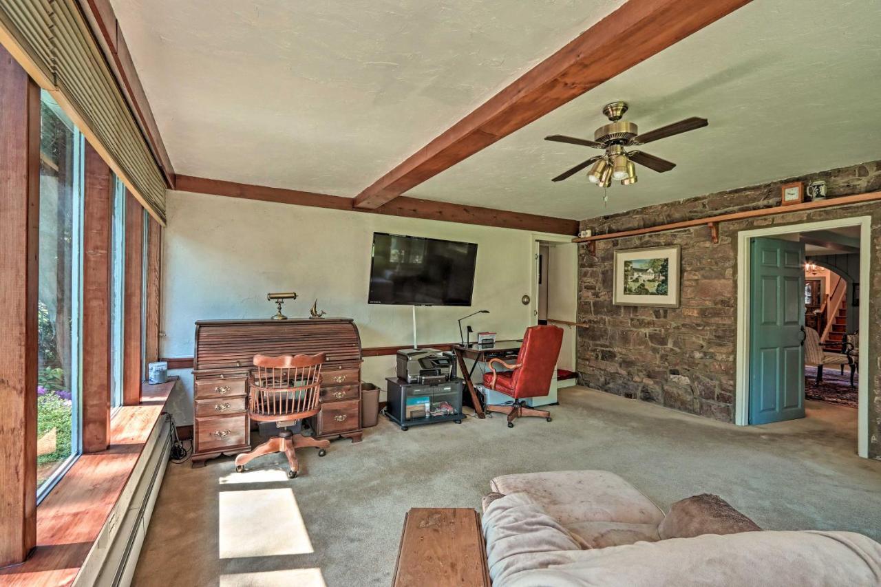 Morgan Hughes Homestead With Game Room And Pool! Lansdale Exterior foto